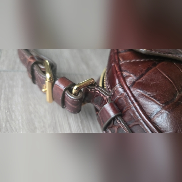 Vintage Brown Lauren Ralph Lauren Croc Embossed Leather Crossbody Gold Hardware - Picture 4 of 16